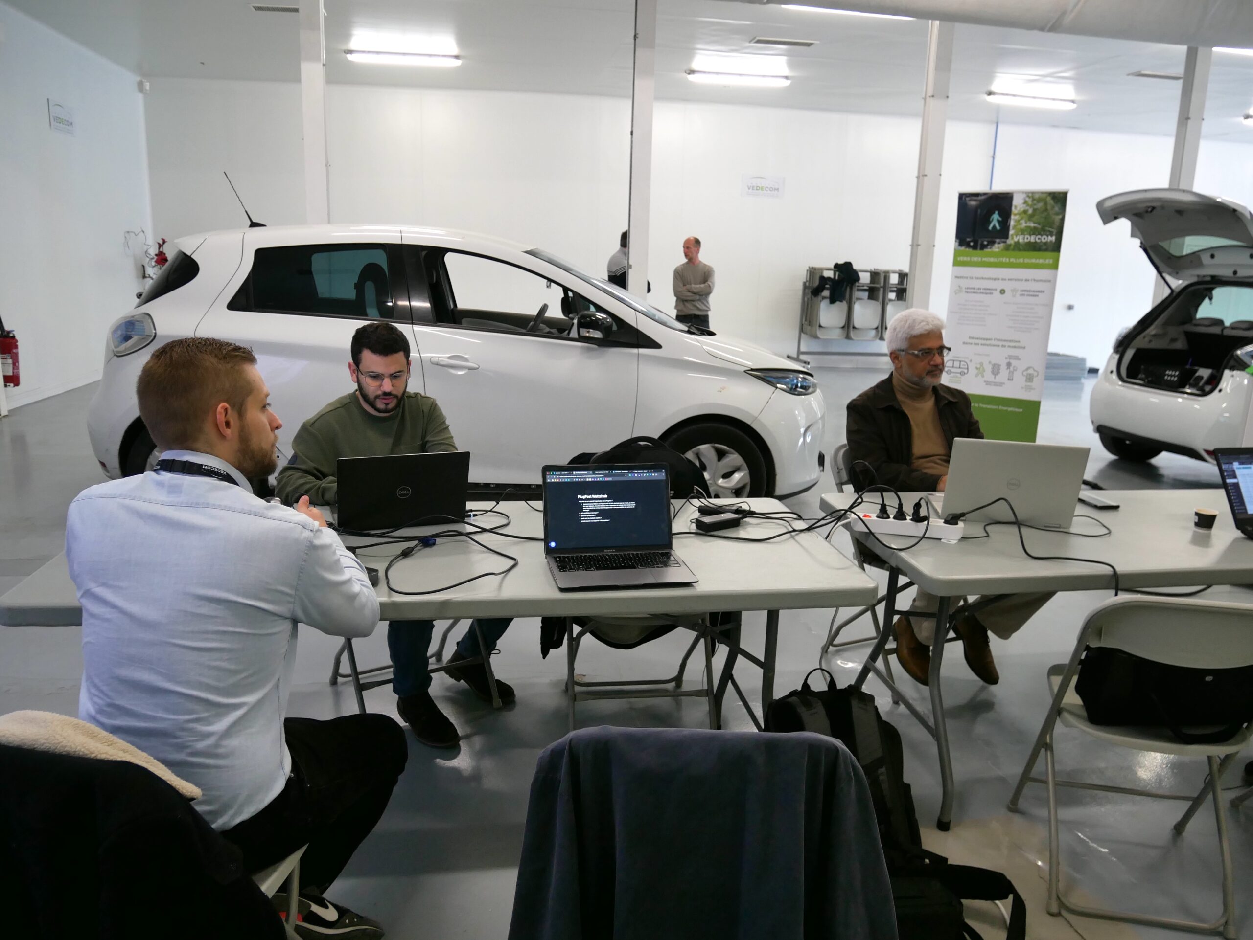Migration from OCPP 1.6 to 2.0.1: Key Takeaways from the Mobena-X PlugFest with WattzHub and Vedecom